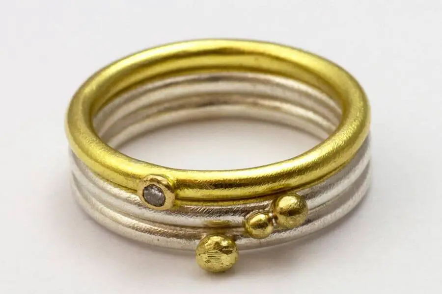 Gold Beisteckring in Kombination