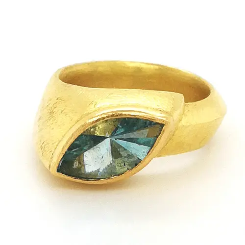 Goldring mit Aquamarin